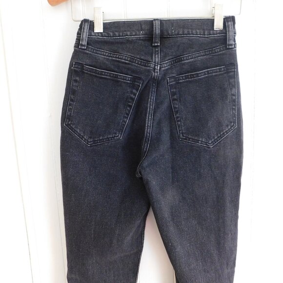 🦌 Abercrombie & Fitch Curve Love The 90's Slim Straight Ultra High Rise Jeans - Picture 11 of 13